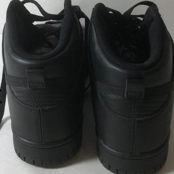 Athletic_Shoes